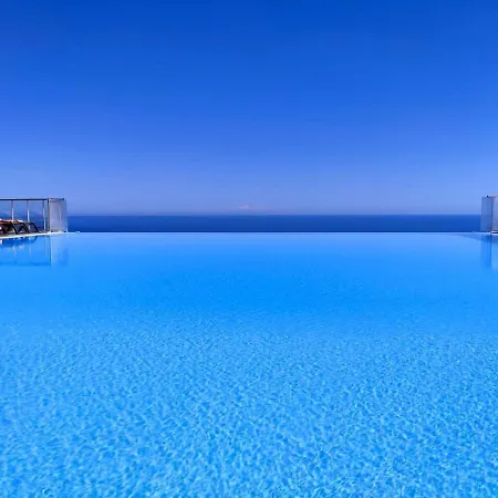 Vue Mer, Terrasse & Piscine - Free Parking - Monaco * Cap-d'Ail
